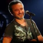 Şarkıcı Nev’den sevenlerine kötü haber
