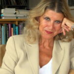 Uluslararası FeminİSTANBUL Şiir Festivali’nde Onur Ödülü Zeynep Oral’ın