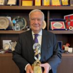 Prof. Dr. Pamir’e Altın Nöron Ödülü