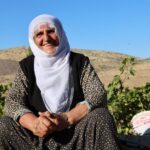 Kuraklığa rağmen Hezro’nun Dercal köyünde yaşayan kadınlar, bağbozumu geleneğini
