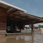Tayland’da Bangkok’u korumak için köyler bilerek sular altında bırakılıyor