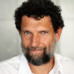 9 senedir cezaevinde tutulan Osman Kavala’dan yeniden yargılanma talebinin reddine