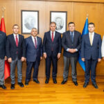 MHP’den Cemil Tugay’a ziyaret: Atatürk’ün yanına Erdoğan fotoğrafı