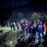 Isparta’daki Yazılı Kanyon’da mahsur kalan 14 kişiden 3’ü kurtarıldı