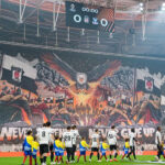 Beşiktaş – Crystal Palace Maçında Nefes Kesen İlk Yarı: Siyah-Beyazlılar Soyunma