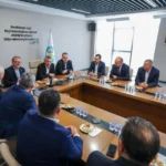 Özgür Özel’den Manisa ve İzmir Çıkarması: 14 Başkanla Kritik Zirve