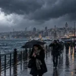 Sağanak İstanbul’a yaklaşıyor! Saat verildi: O saatte aniden bastıracak