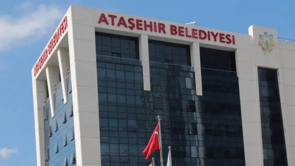 Ataşehir’de kritik seçim öncesi CHP’den bir istifa daha!
