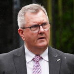 İngiltere’de DUP eski lideri Jeffrey Donaldson’a 2016’da Parlamento’da Tecavüz
