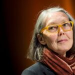 Kanadalı Şair Anne Carson, 2026 Nobel Edebiyat Ödüllerinin Sahibi Oldu