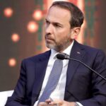 Moskova’da  kritik enerji zirvesi: Bakan Bayraktar Rus enerji devleriyle masada