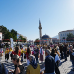 İzmir’de 103. Yıl Coşkusu: Konak Meydanı’nda Görsel Şölen