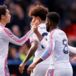 Crystal Palace üç puanı 3 golle aldı!