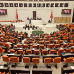 Muhalefetten Halk TV tepkisi: ‘Fon vurgununun üstünü kapatmaya çalışıyorlar’