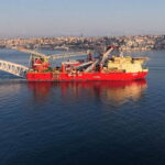 Bahama Bayraklı Dev Boru Döşeme Gemisi İstanbul Boğazı’nda Geçti