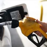 Petrol geriledi, benzine indirim göründü: Tabelalar bu gece değişecek