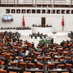 TBMM’de Kızılay Kanun Teklifi’ne sert eleştiri: ‘Doğrudan soyguna teşvik yasası,