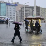 AKOM İstanbul İçin Tarih ve Saat Verdi: Kuvvetli Yağış ve Fırtına Uyarısı