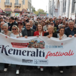 Kemeraltı Festivali Başladı: Tarihi Çarşıda Renkli Kortej Coşkusu
