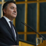 Ali Babacan’dan Çarpıcı Uyarı: Finansal Piyasalar 150 Milyar Doları Aştı