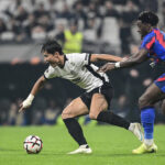 Beşiktaş 10 kişi kaldığı maçta Crystal Palace ile berabere kaldı: 1 puanı kurtardı