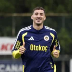 Fenerbahçe’de Mert Müldür gelişmesi