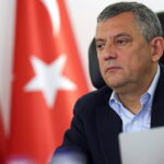 Özgür Özel’den Sosyalist Enternasyonal Zirvesi’nde Kritik Küresel Temas