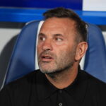 Okan Buruk duyurdu: Galatasaray’da 2 futbolcu Barcelona maçında yok