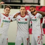 Ümraniyespor galibiyeti ikinci yarıda kaptı!