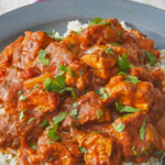 Dünyayı Fetheden Hint Klasiği: Tavuk Tikka Masala Tarifi ve Sırları