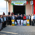 Manisa’da Üreticiye 93 Ton Tohum ve Yangın Tankeri Desteği