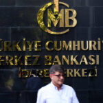 Merkez Bankası 9 Ay Sonra Faiz İndirdi Ama Yurttaşın Borç Yükü Hafiflemedi