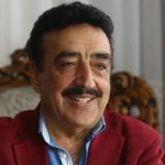 Arabesk Müziğin Usta İsmi Hakkı Bulut Sahnede Fenalaşarak Hastaneye Kaldırıldı