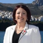 İzmir’de yeni parti istifa