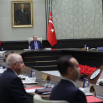 Kritik Kabine Toplantısı Başladı: Gündemde Terörsüz Türkiye ve Fon Mağdurları Var