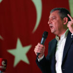 Özgür Özel’den Fon Skandalı Çıkışı: Birilerini Kurtarmaya Çalışan Var